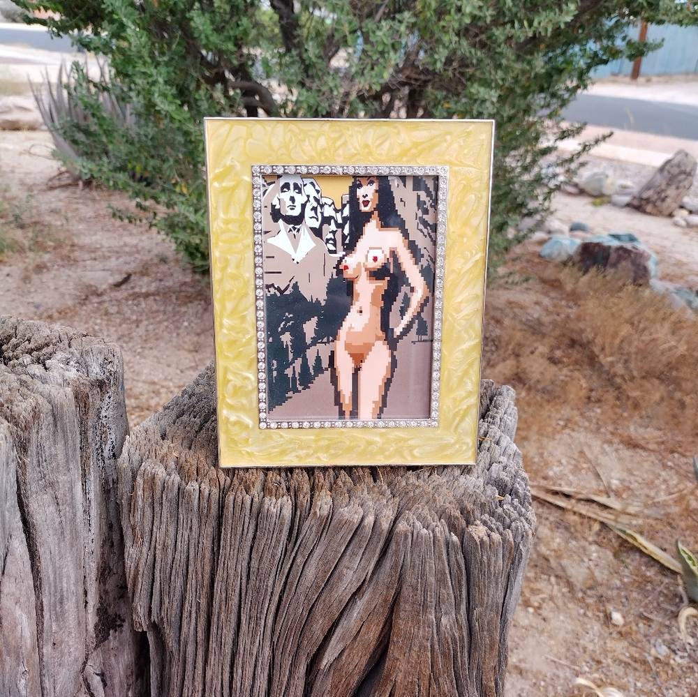 8 Bit Bettie Page Nude Pinup Rockabilly Mt Rushmore Framed Mini Art Print lo-fi